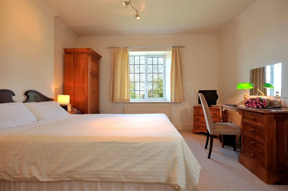 The Yeovil Court Hotel מראה חיצוני תמונה